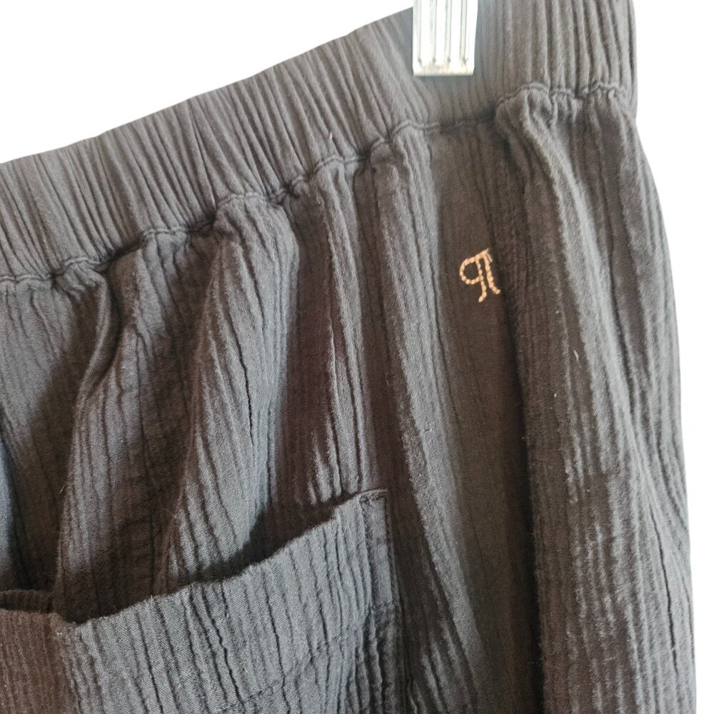 Pilcro Black Seersucker Parachute Pants - Picture 9 of 9